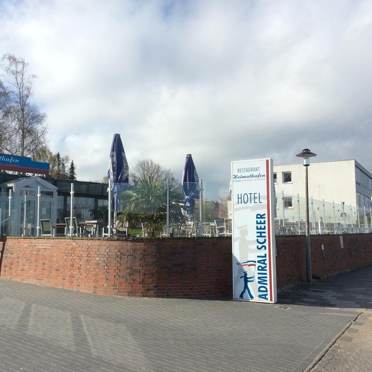 Hotel Admiral Scheer Laboe Buitenkant foto