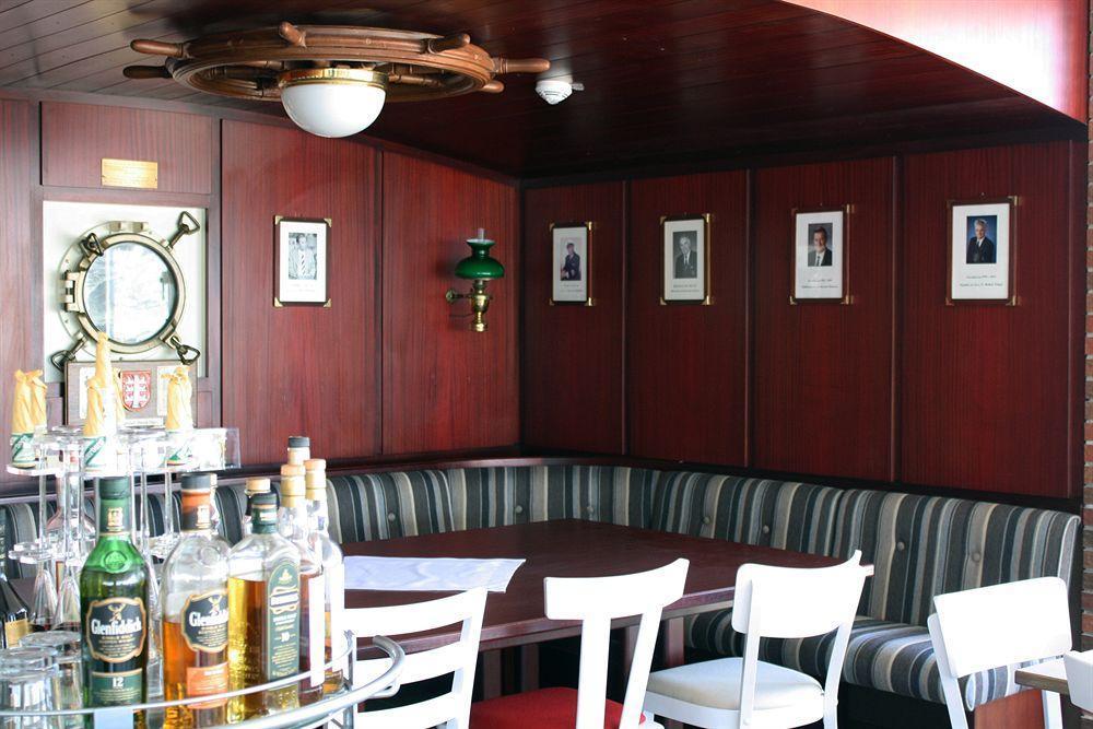 Hotel Admiral Scheer Laboe Buitenkant foto